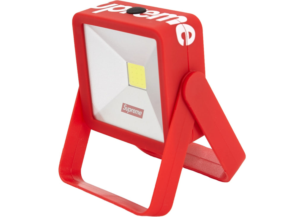 Supreme Magnetic Kickstand Light